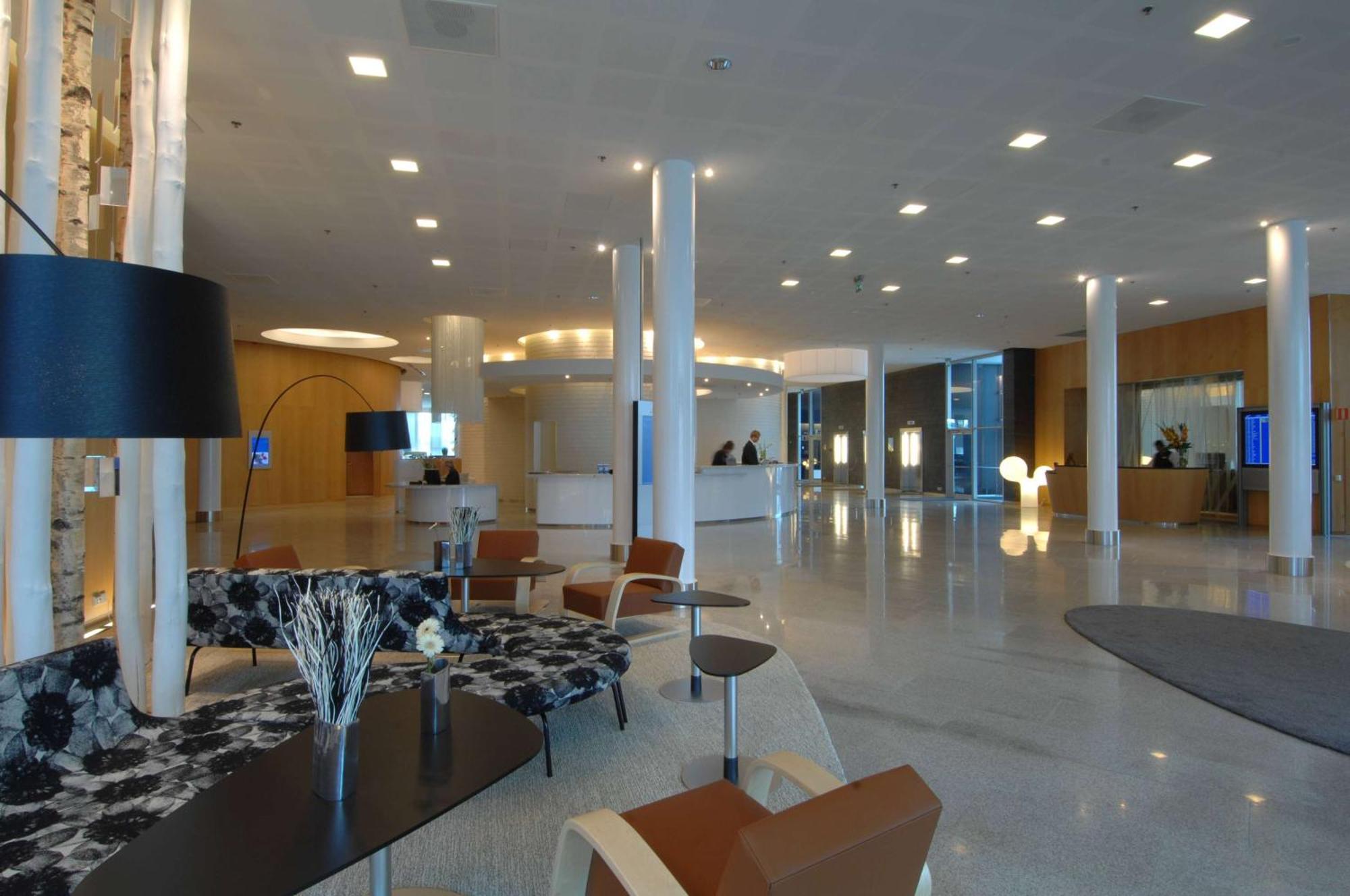מלון וואנטאה Hilton Helsinki Airport מראה חיצוני תמונה